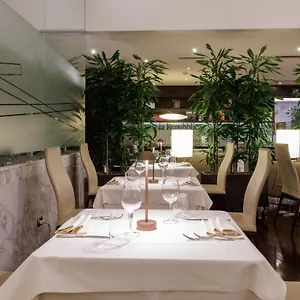 Hotel Western Universo, Rom