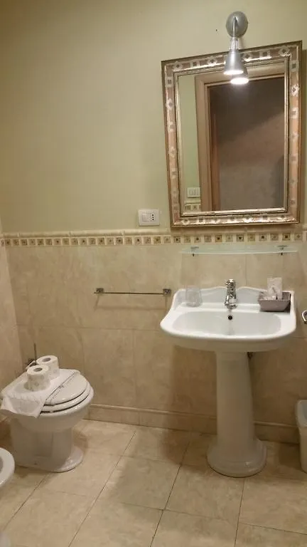Suites Piazza Del Popolo Rome Bed & Breakfast