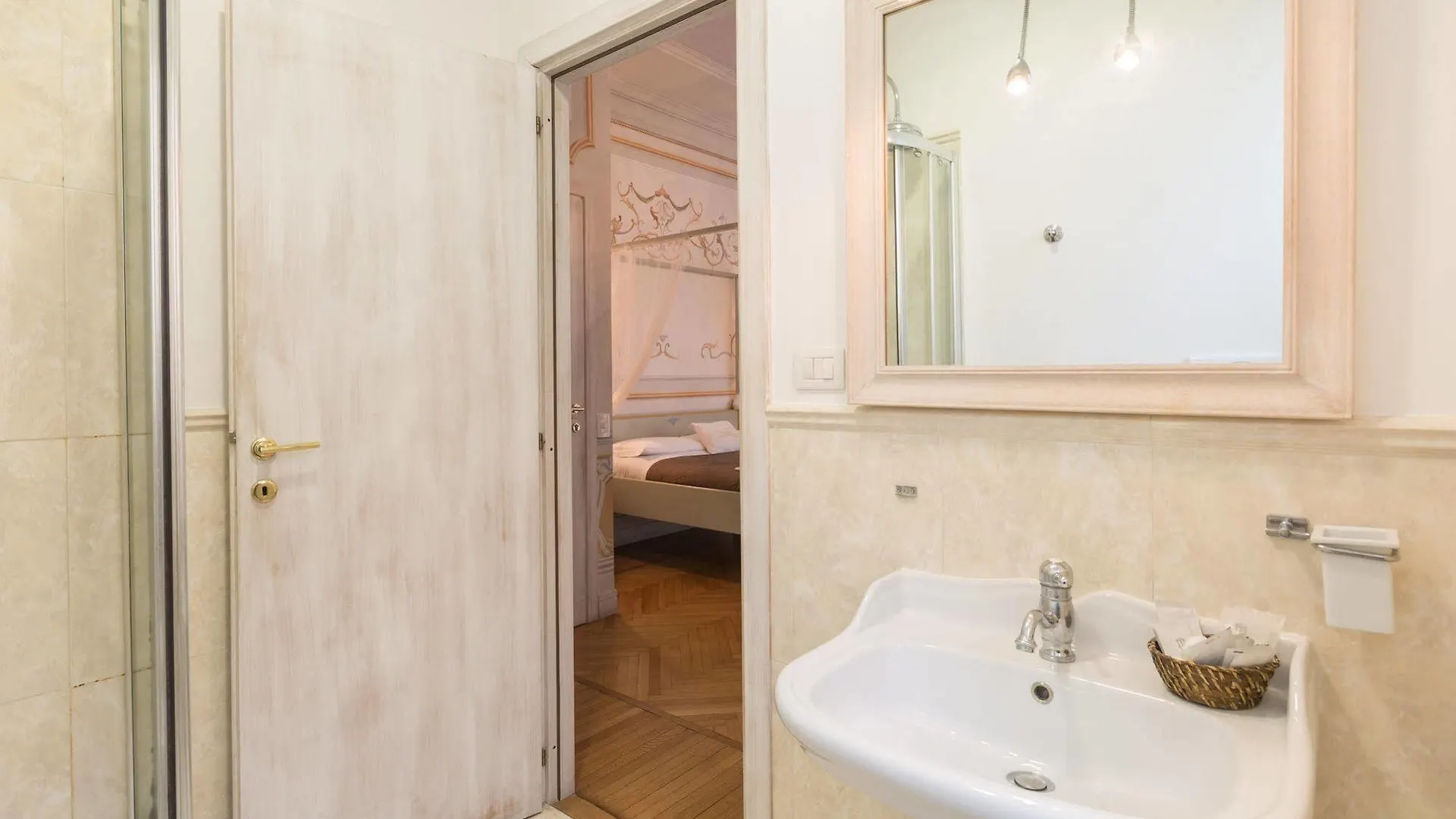 Suites Piazza Del Popolo Rome Italy