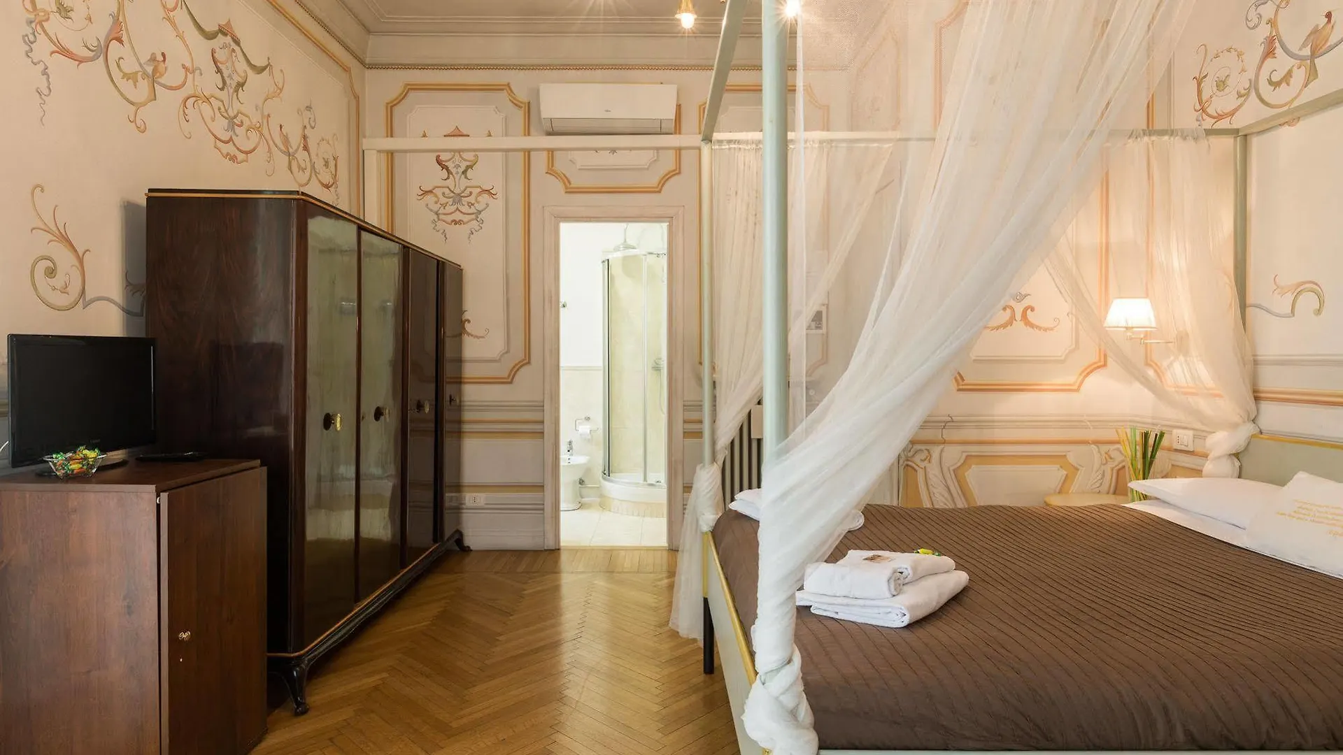Suites Piazza Del Popolo Rome Bed & Breakfast